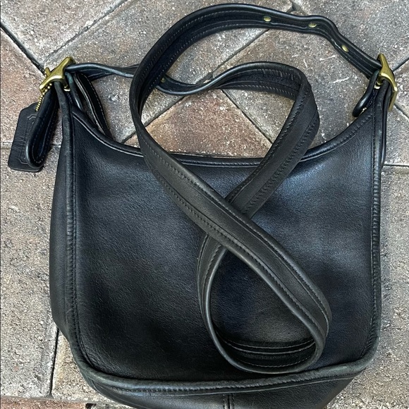 Coach vintage black crossbody bag - Picture 8 of 10